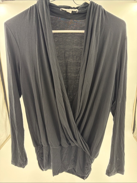 Amour Vert Tops - Amour Vert Black Lightweight Wrap Top